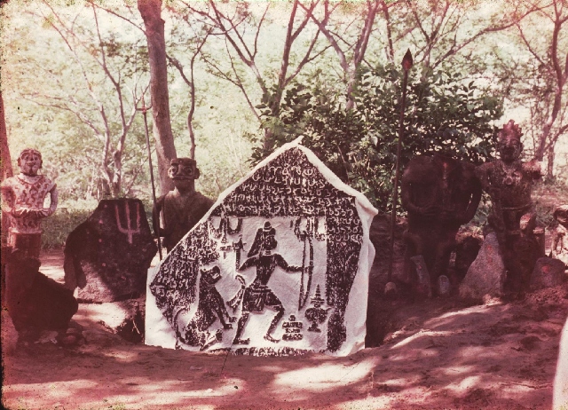 Hero stones hero Stone - Natukkal